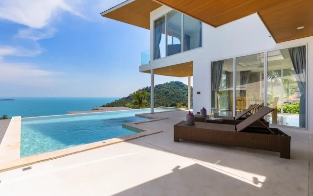Chaweng Noi Luxury Morden 4-BR Dream Villa