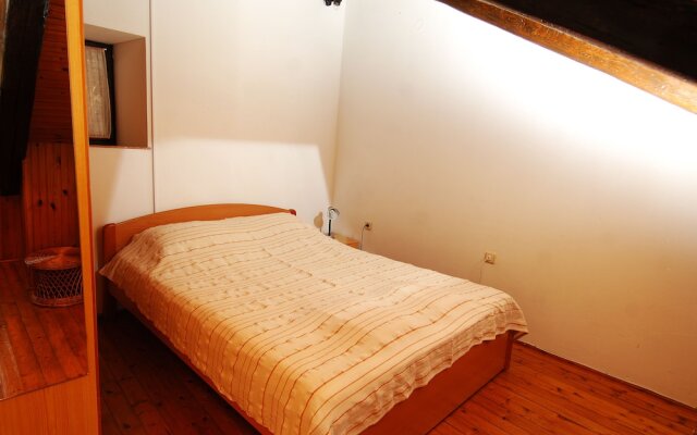 A4 Apartment for Four