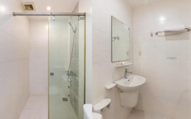 OYO 487 Sao Mai Hotel