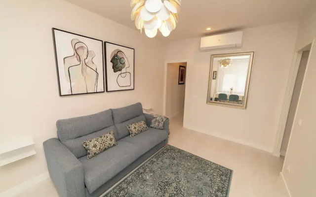 Boutique Home