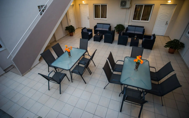 Naiades Luxury Apartments