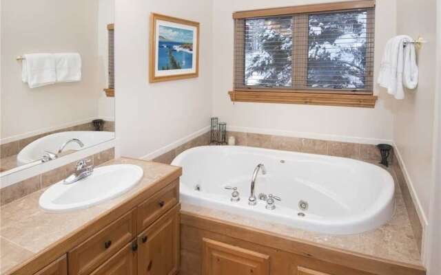 2892 C Kinnikinnick Rd. 3 Bedroom Home