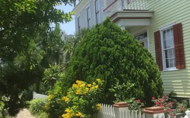 1118 Postoffice Street