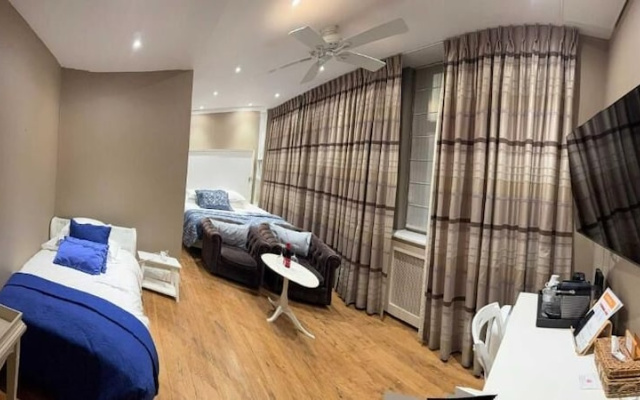 La Luna guesthouse