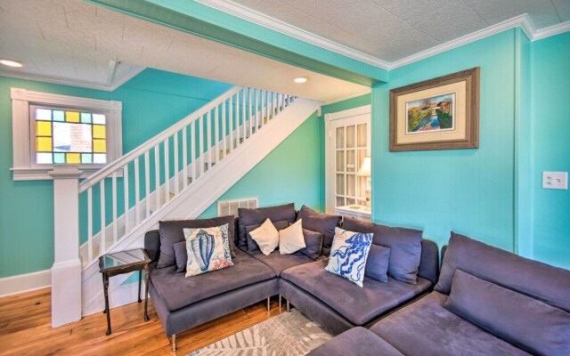 Chincoteague House w/ Enclosed Porch + Deck