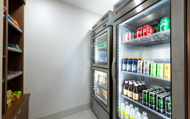 Holiday Inn Express Santa Rosa North by IHG