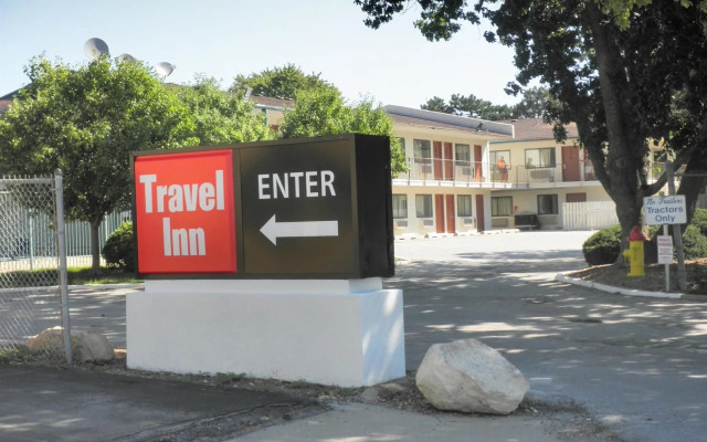 Travel Inn By OYO Omaha