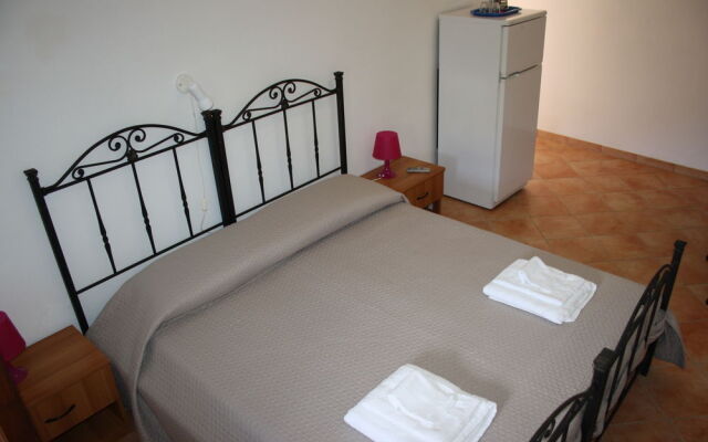 Seven House Residence