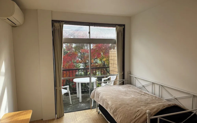 Retreat Narita - Hostel — 1-star hotel in Narita
