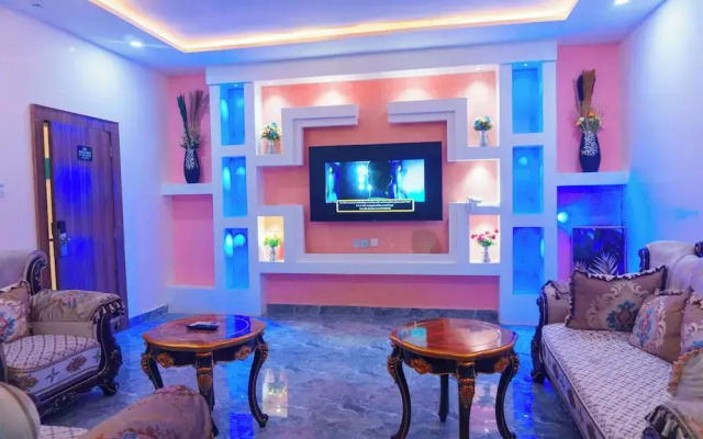 Rolarz Resorts & Hotel