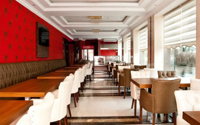Turist Hotel
