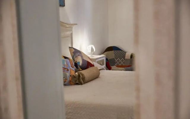 Equorum Prospectus 1 - OSTUNI CENTRO - Guest House