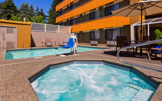 Best Western Alderwood
