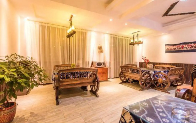 Dali Yunshuiqingshe Lakeview Inn