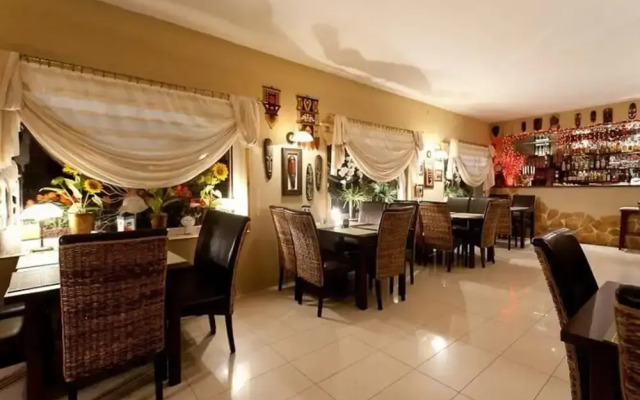 Holiday Apartment, Pool, Close to Beach, Rewal