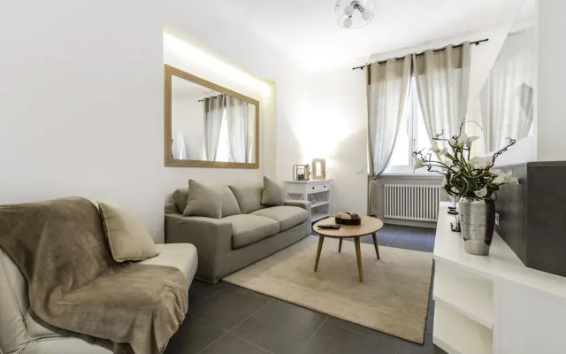 Popolo Apartment