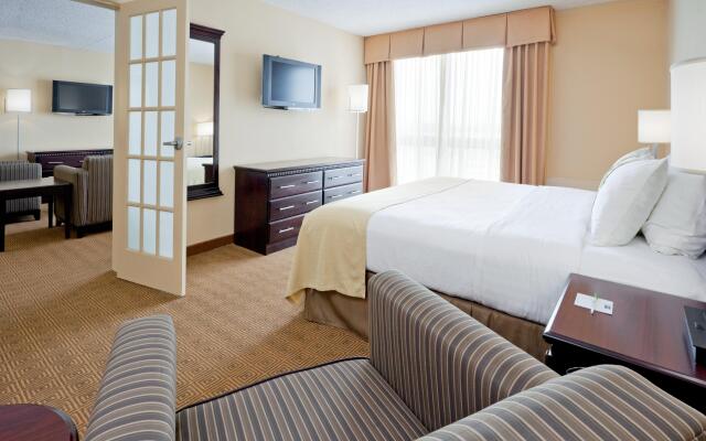 Holiday Inn South Plainfield-Piscataway, an IHG Hotel