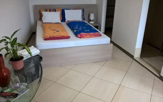 Kazinczy Apartment