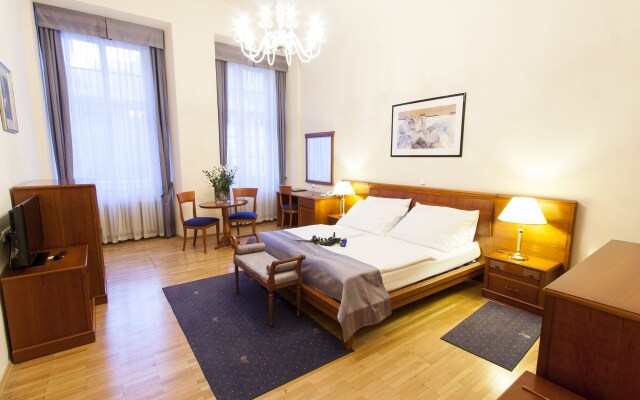 Hotel Modrá Ruže