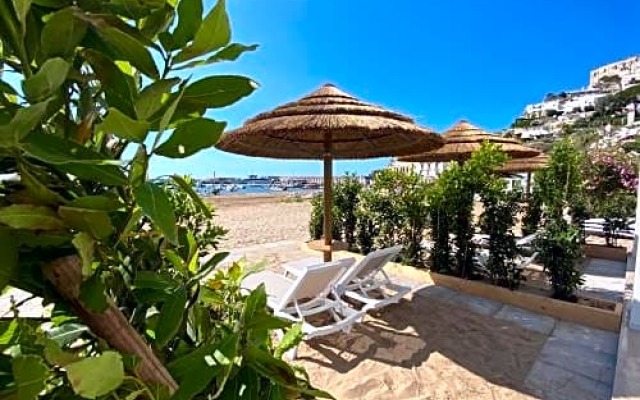 Marina Bay Luxury Rooms