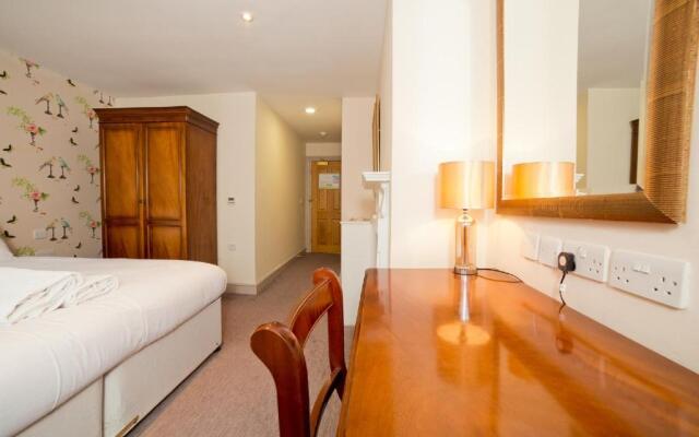 a&o Brighton Palace Pier