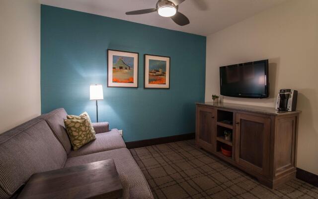 Best Western Plus University Park Inn & Suites