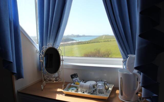 Rolling Waves Hotel - Guest house