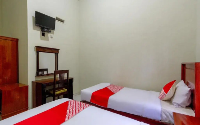 OYO 2978 Karanggoso Indah Hotel