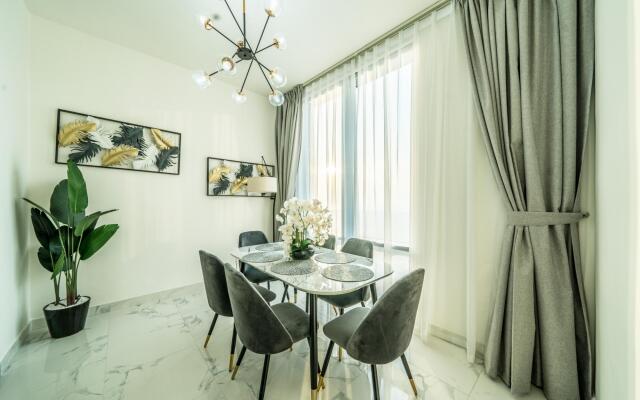 Al Habtoor City - Amna Tower 3701