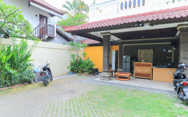 Yuli Bungalows