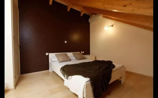 Anelina Paxos Residences - Anezina's Apartment