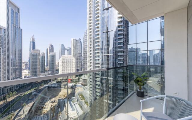 Act One Tower 2BR Luxury Apartment