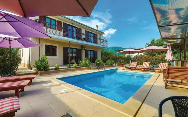 Mediterranean Stylish Villa With Pool in Kastel Stari
