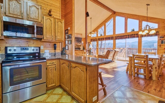 512blackbearlookspncb - Black Bear Lookout