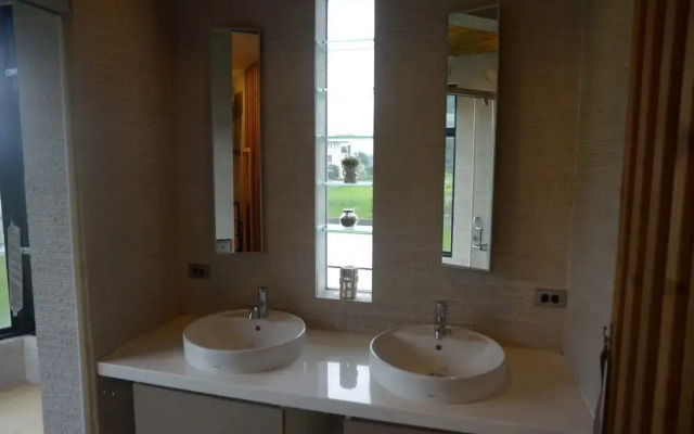 35 A-Li BnB
