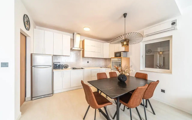 Apartment L&L