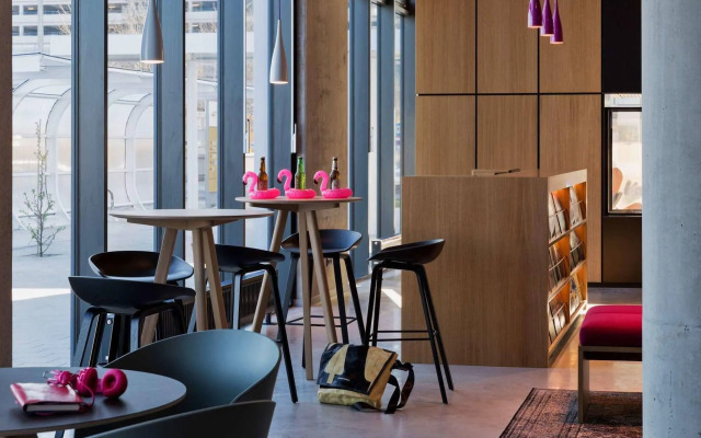 Moxy Vienna Airport