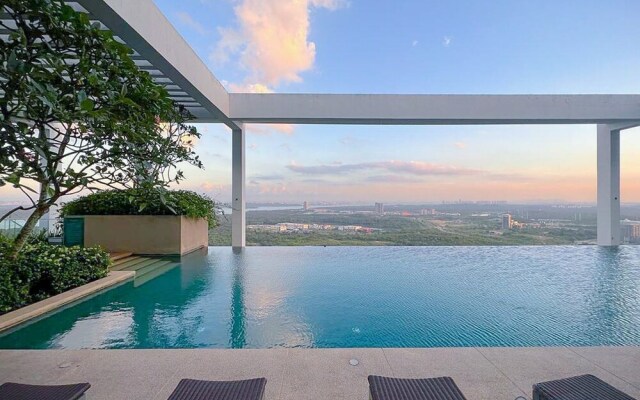 Iskandar Residences By Stayrene