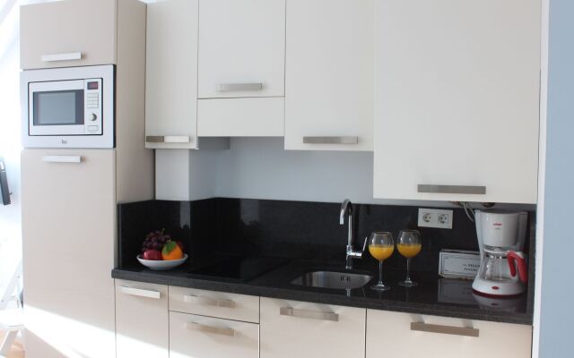 Life Apartments Calderón