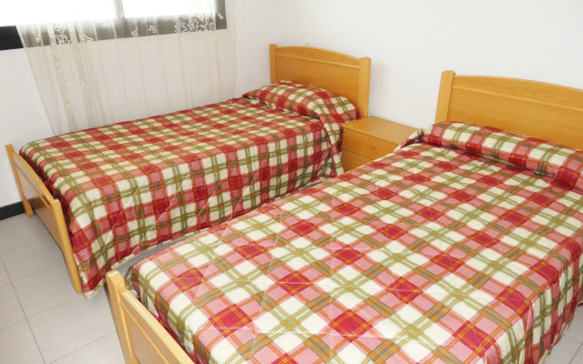 Apartamentos Surfing 3000