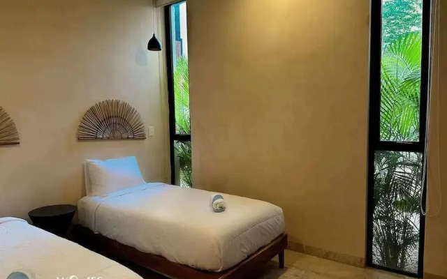 Spacious 2 BR Apartment With Private Pool, Top Amenities