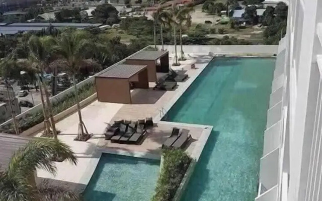 Breeze Residences 26th Floor