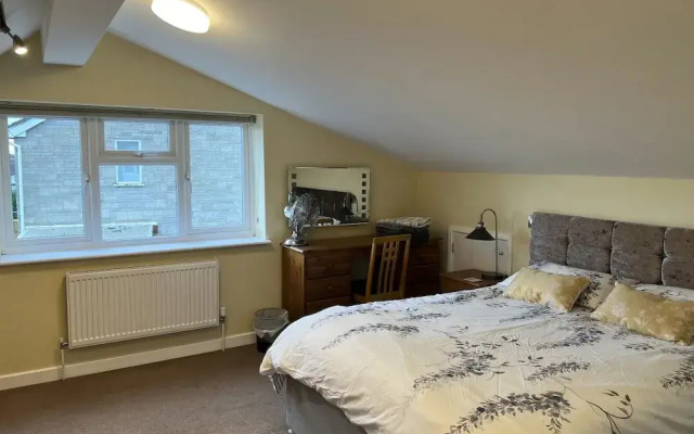 The Lawns Tea Room and B&B