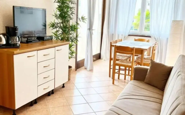 Cosy Apartment With View