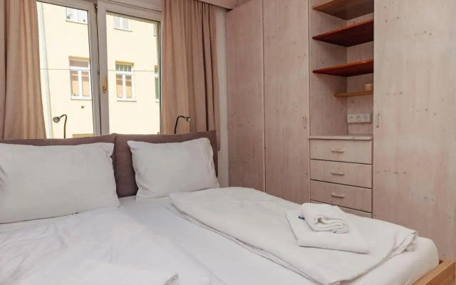 Beautiful 2-bedroom apartment near Schönbrunn