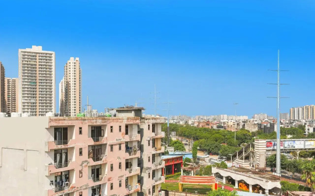 Townhouse 1077 Hotel Noida Galaxy