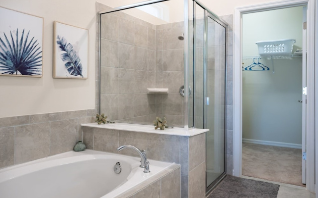 3811LNA 5 Bedroom Home