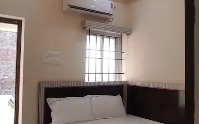 Sri Vasavi Residency