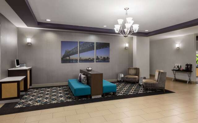 La Quinta Inn & Suites by Wyndham Houma