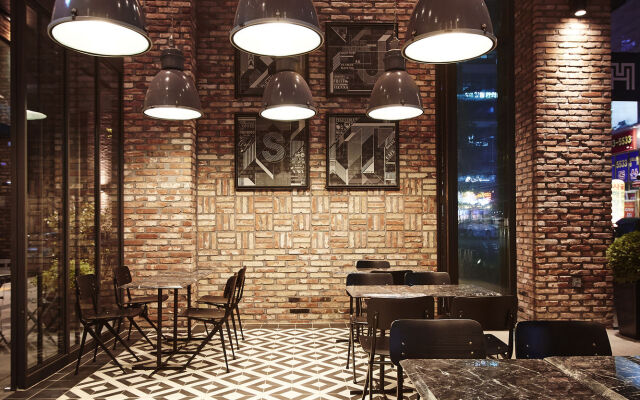 Md Hotel Dongtan